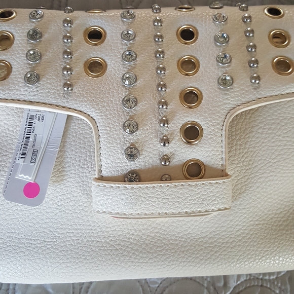 Crossover Purse - Picture 4 of 6